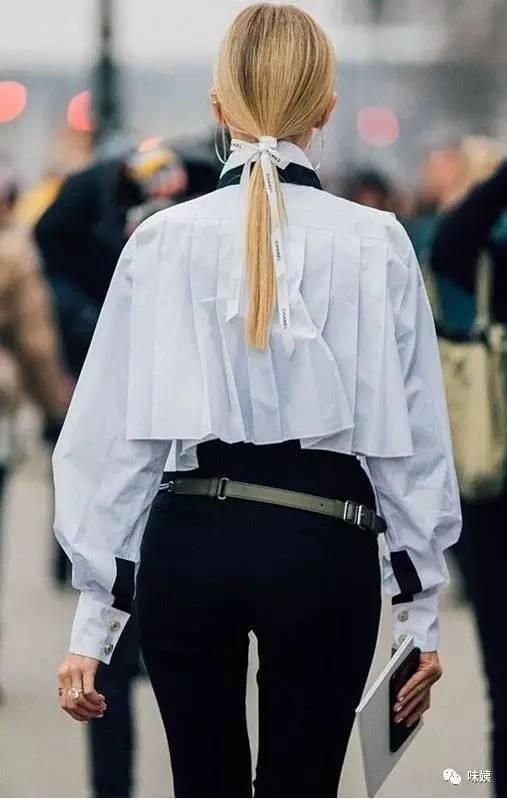 Sơ mi phong cách quý tộc