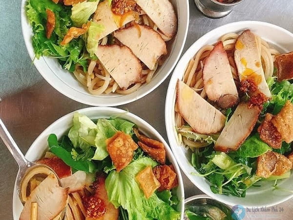 Cao lầu - Linh hồn của ẩm thực Hội An