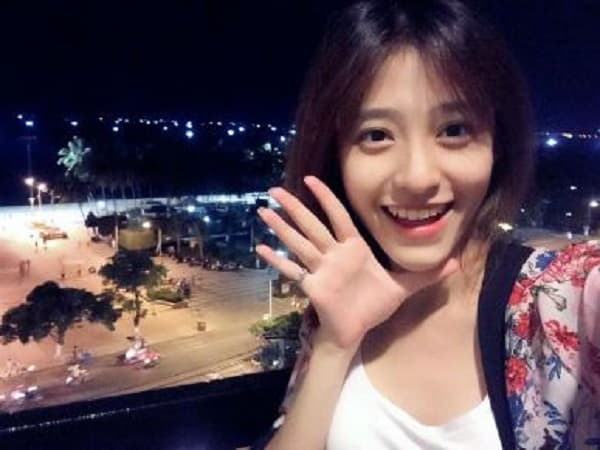 Hot girl Dương Minh Ngọc có sự kín đáo trong chuyện tình cảm