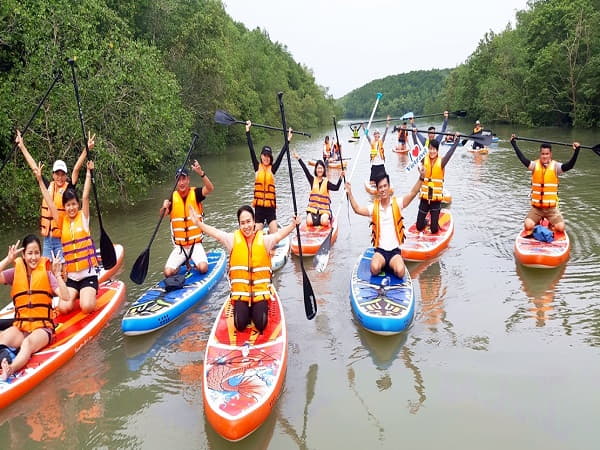 Chơi gì ở cần giờ- Chèo thuyền kayak