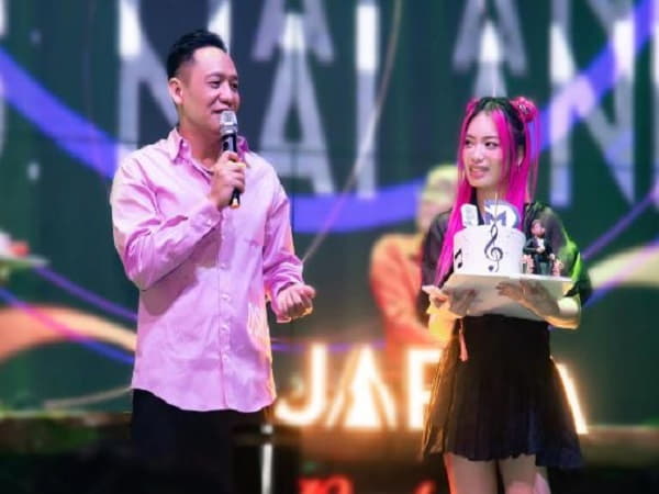 Mối quan hệ của ca sĩ Duy Mạnh với đồng nghiệp