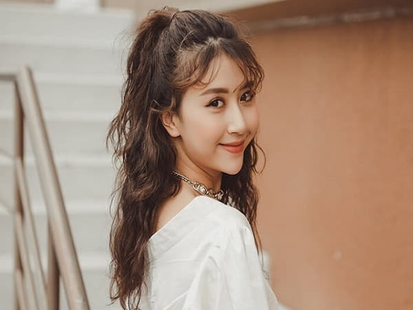 Phong cách thời trang độc đáo của Quỳnh Anh Shyn