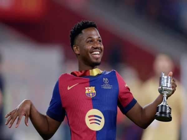 Tin chuyển nhượng: Barcelona chia tay 3 cầu thủ đầu tiên